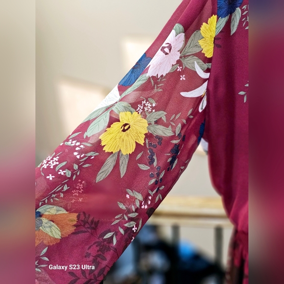 Vince Camuto Maxi Floral Maxi Dress - Picture 8 of 10